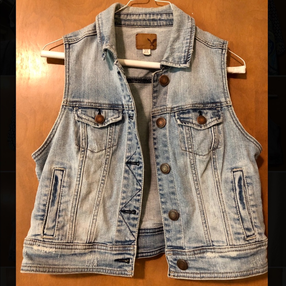 American Eagle Jean Vest